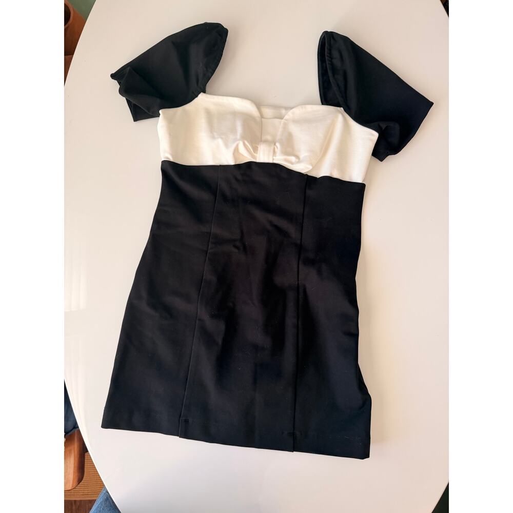 Black and white mini dress - Anthropologie- Size M- NWT